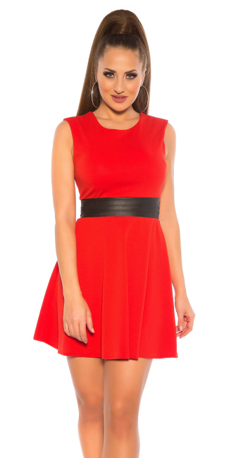Trendy mini jurkje met lederlook rood
